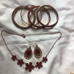 3 for $20 ❤️Claire’s Red Gold Jewelry Set